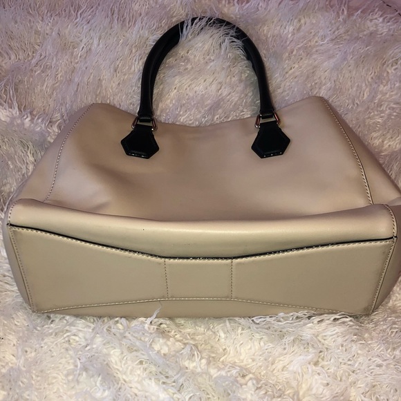 Kate Spade Purse - Picture 10 of 10